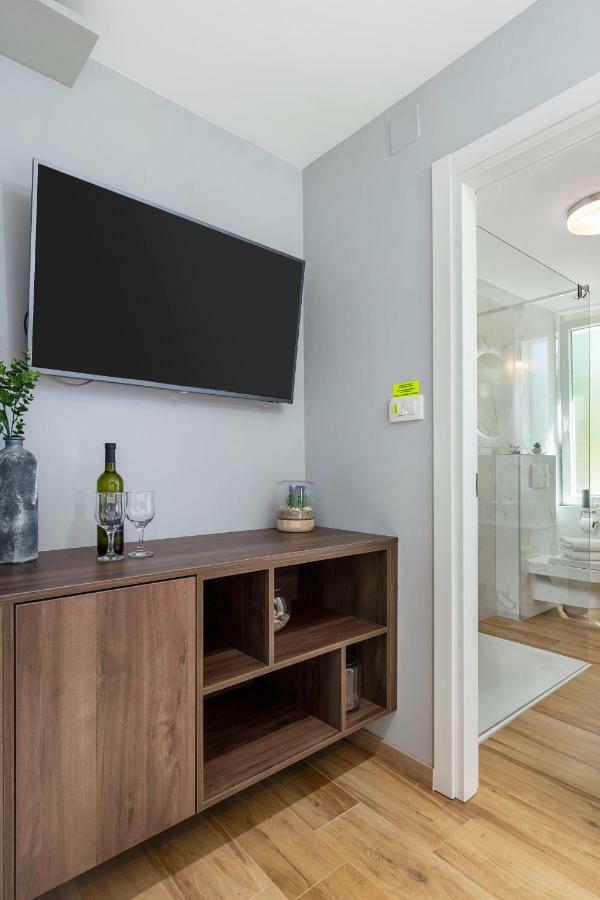 Incenter Apartments Rijeka Bagian luar foto