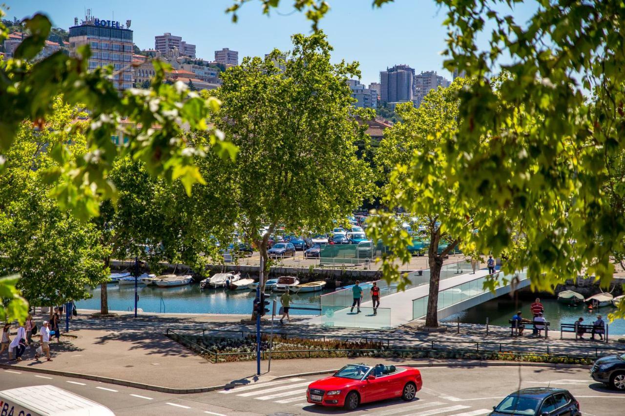 Incenter Apartments Rijeka Bagian luar foto